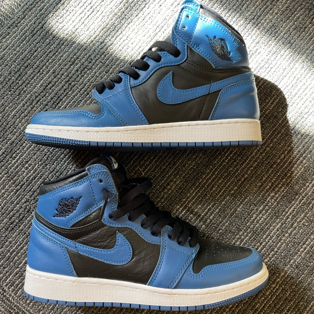 Air Jordan 1s